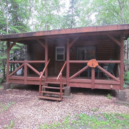 Bakers Narrows Lodge And Conference Center Flin Flon Exterior foto